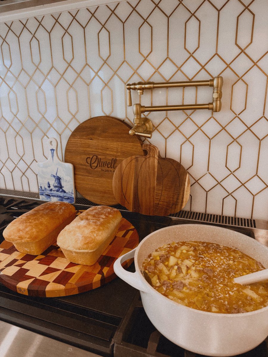 Abigail Otwell tweet media