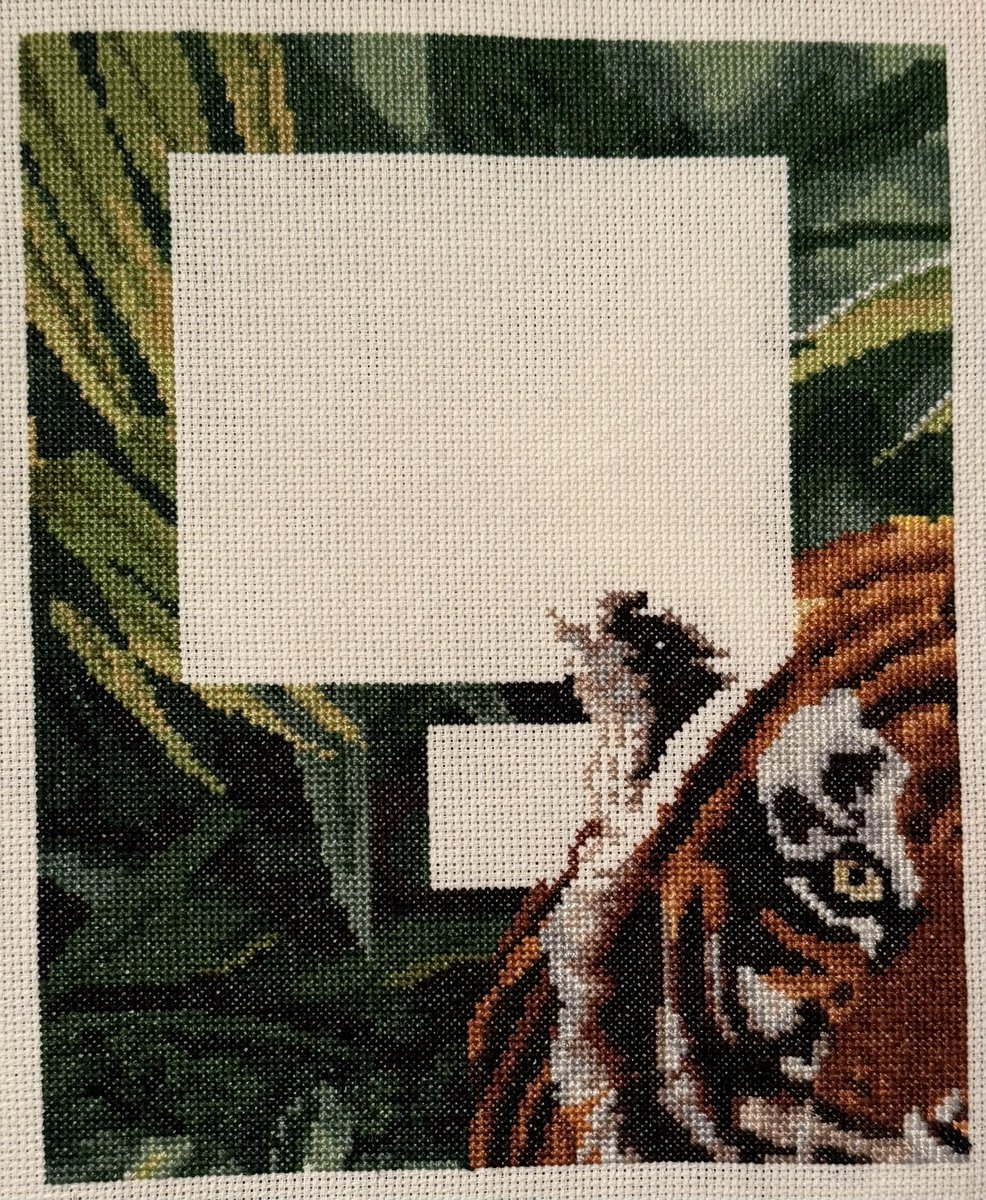 MrThreadStitch's tweet photo. Some nights progress is slow and I spent more time trying to decide on an area to work on than stitching… 

But progress is progress and my Tiger now has a bit more of an ear 🥴…

#CrossStitch #CrossStitchPattern #CrossStitchOfInstagram #Tiger https://t.co/XNkIRWnfHP