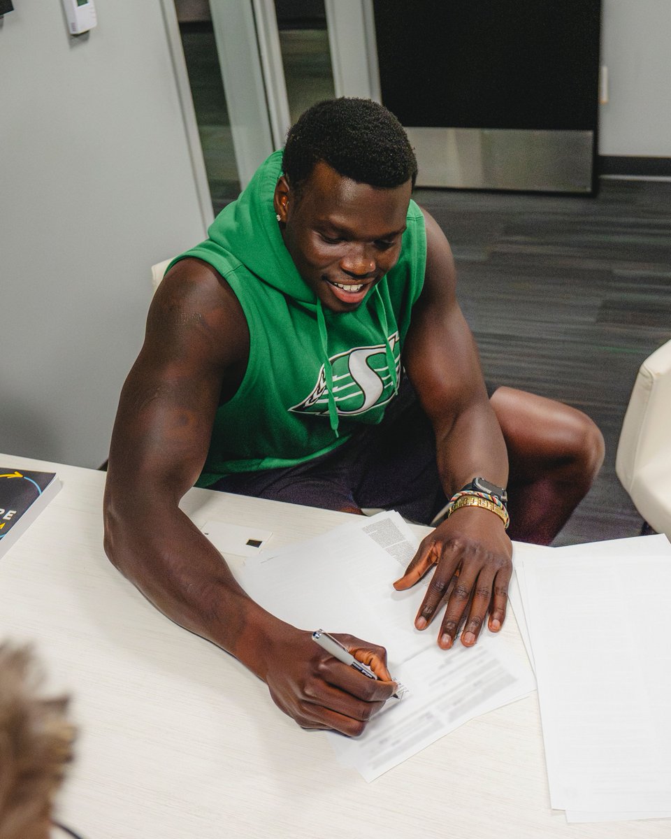 sskroughriders's tweet image. Welcome back Ajou ✍️