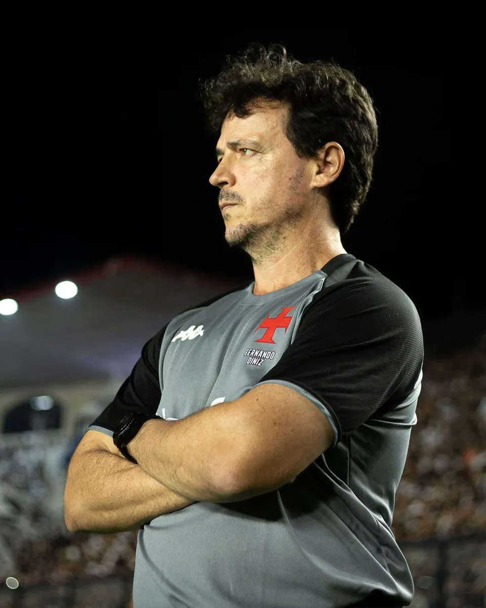 TimeDiniz's tweet photo. Tranquilidade, união e confiança. O Vasco nunca caminha sozinho 💢

📸 Matheus Lima https://t.co/ITghGTAhMt