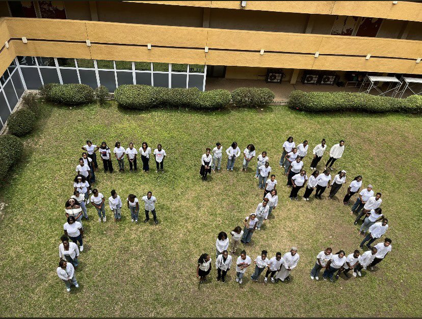 odprincee's tweet photo. This is the best arrangement I’ve seen so far. The organizers or camera man did a good job. Congratulations to the French class of 25 🍾
Me ma mo ayekooo 🫡 https://t.co/A4BWft3INt