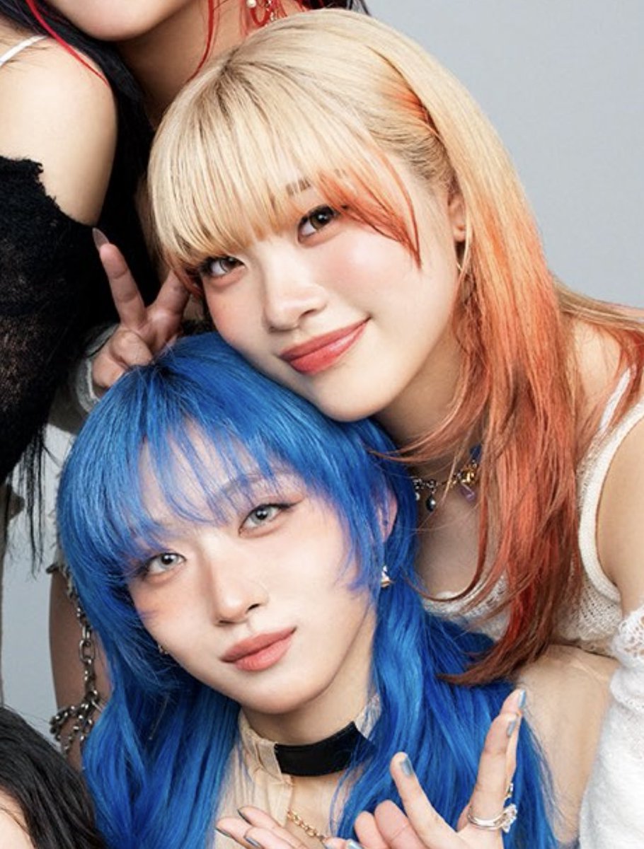 ジスマヒにより体温が3度上昇したので仕事休みます #HANA #JISOO #MAHINA