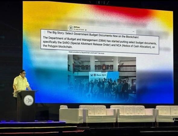 What??!! Senator <a href="/bamaquino/">Bam Aquino</a>'s presentation during Manila Tech Summit had a slide that featured our news report on <a href="/bitpinas/">BitPinas</a> about the blockchain for government initiative of <a href="/gelowongg/">Gelo Wong</a> <a href="/heypaulroots/">Paul | Prismo | BYC</a> <a href="/alfredqmbao/">Alfred Quiambao</a> and their team at <a href="/BayaniChain/">BYC (BayaniChain Ventures)</a> on <a href="/0xPolygon/">Polygon</a>!

I remember we have
