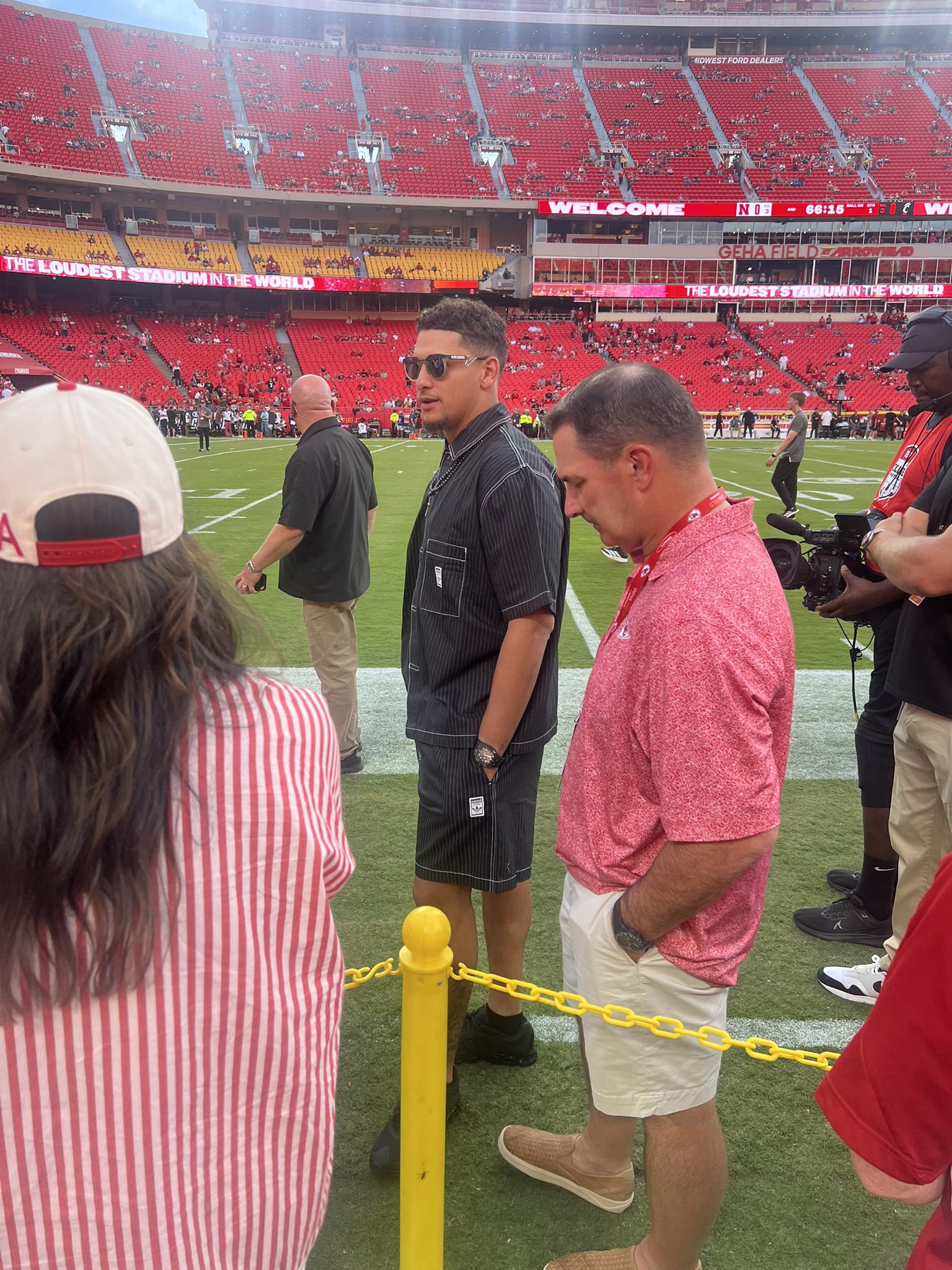 GzekgmRbkAQRDP0?format=jpg&name=large Fans Lose It After Patrick Mahomes Shows Up on Nebraska Football Sideline in Shocking Cameo