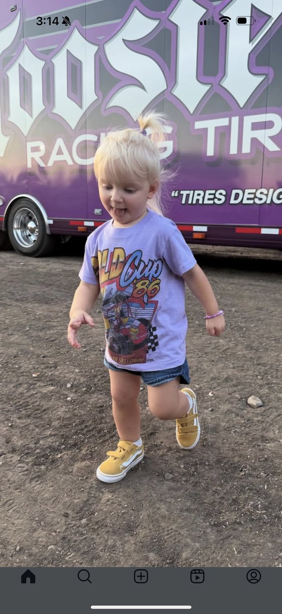 RedCatRob's tweet image. Missing my girls today at Skagit. Love it when there at the track with me.