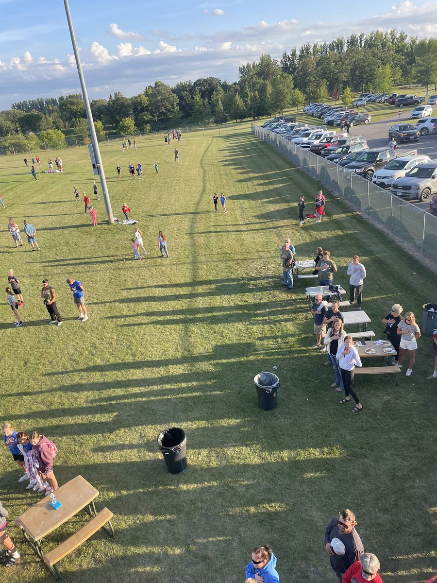 Win-E-Mac Patriots tweet media