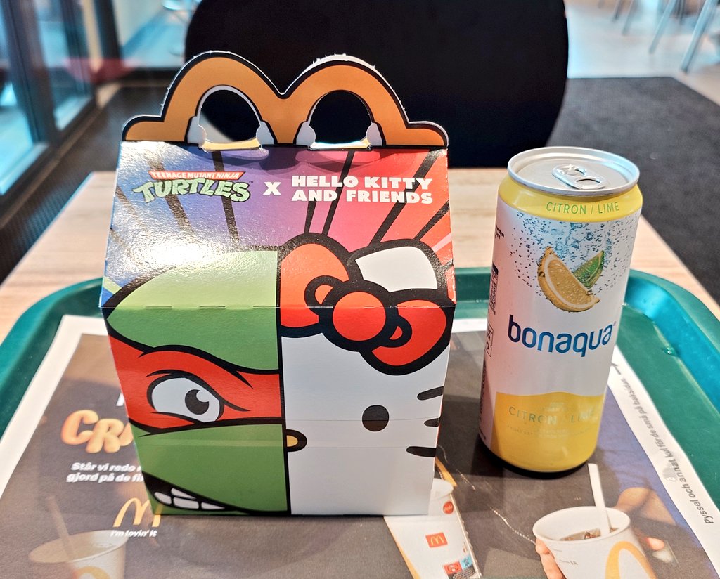 【3個セット】アメリカ　マクドナルドハッピーミール　サンリオ&タートルズコラボ 3個セット】アメリカ マクドナルドハッピーミール サンリオ