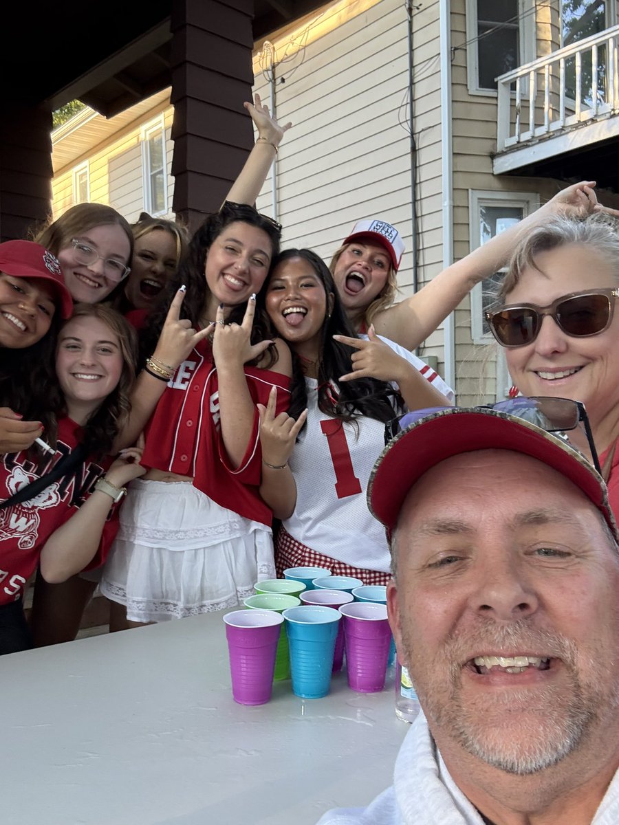 Capitulate's tweet image. Found a party in Madison. #OnWisconsin