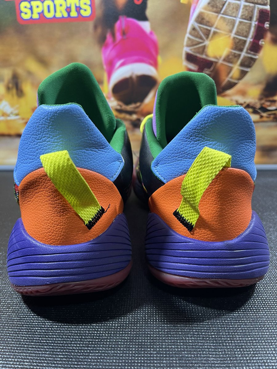 Autonetsv's tweet photo. Converse Allstar Basketball BB Talla 11 $50 https://t.co/vYWZ8kjg3o