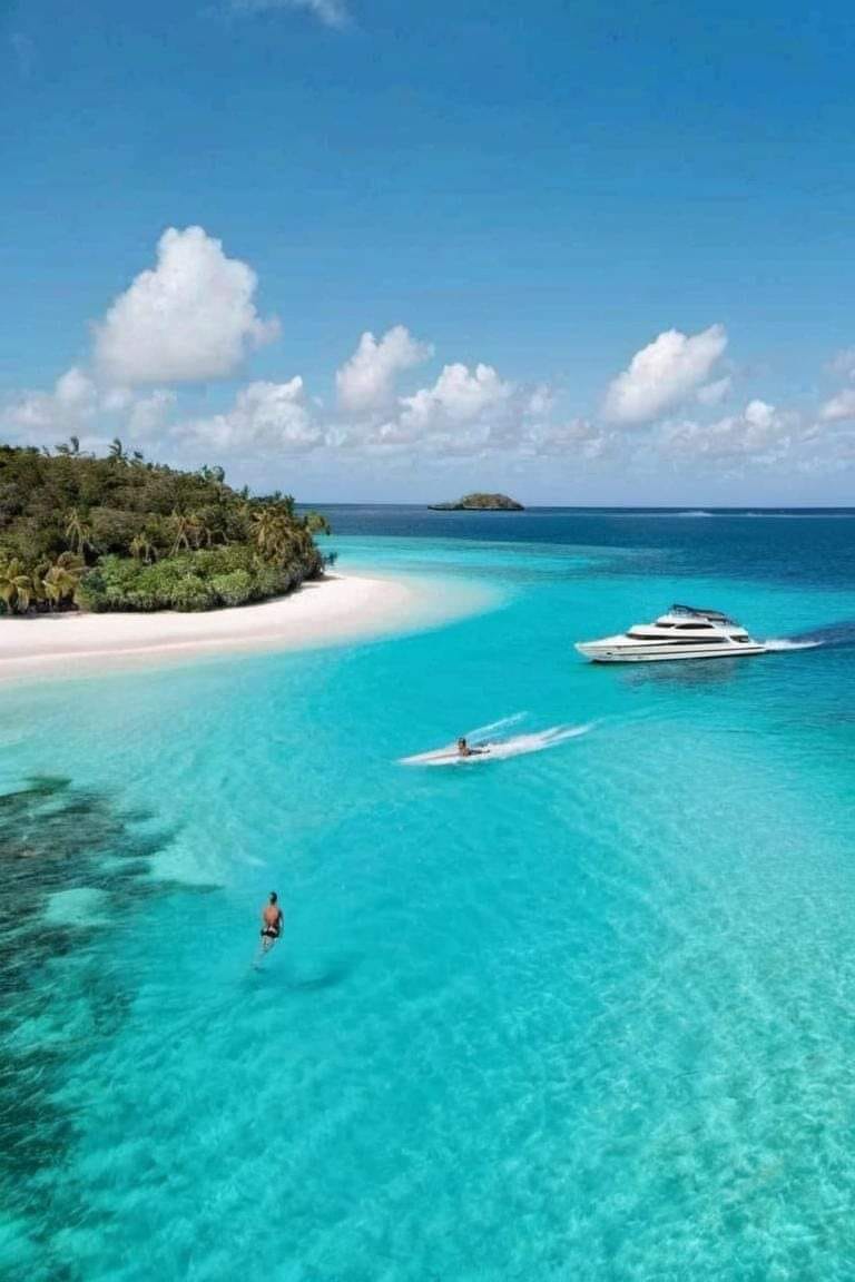 AlbertCrei74657's tweet photo. Gibney Beach, St. John, US Virgin Islands https://t.co/KCWD7LwTo4