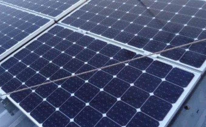 環境省の試算では、40年代前半には最大50万トンの廃棄量になると言われており、有害物質による土壌汚染や水質汚濁等、人体への悪影響が危惧される。
新築住宅への設置義務化、規制緩和による大規模開発等、“出口軽視”政策のツケは誰が払うのか？
我々の再エネ賦課金負担は続くのか！

#太陽光パネル