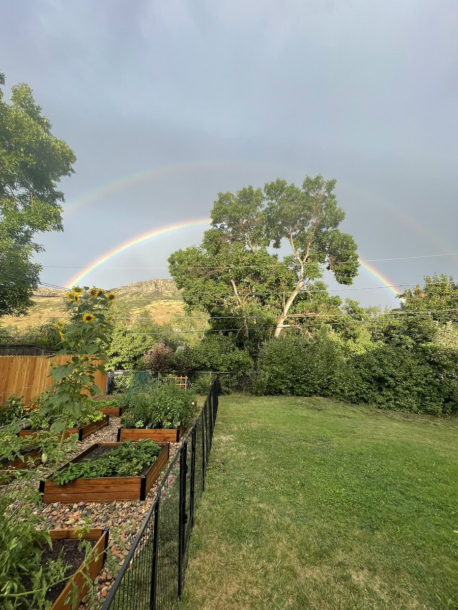 Double rainbow over North Table for 2nd day in a row <a href="/BianchiWeather/">Chris Bianchi</a>