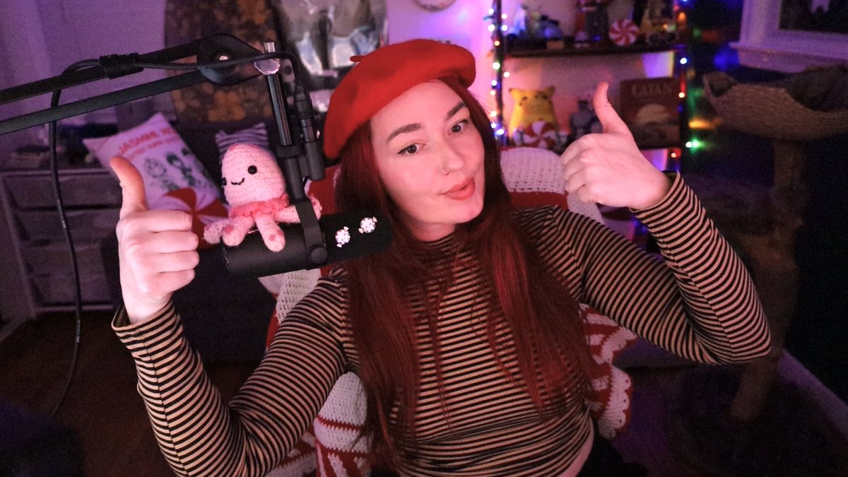 Got me Clair Obscur closet cosplay on! Time to start Act 3 in Clair Obscur &amp; maybe even finish the game??  🥖