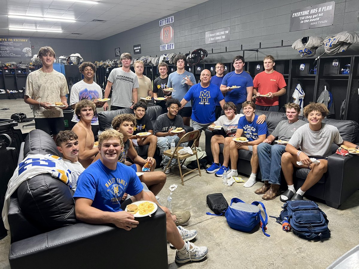 Appreciate Coal Creek for our Thursday Night meal ✈️