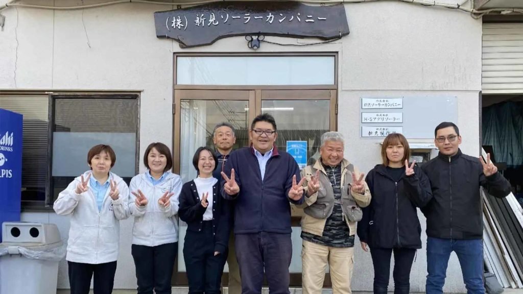 fraisst's tweet photo. いろんな理由が想像できてしまう…

太陽光パネル熱分解装置の特許を取得した
株式会社新見ソーラーカンパニー
代表取締役社長 佐久本 秀行さん（50）が急逝

沖縄県うるま市出身
放射線技師から
95％以上再資源化できるソーラーパネル製造業を起業

佐久本氏の技術は「岡山モデル」として定着しつつ… https://t.co/tou51AloU1
