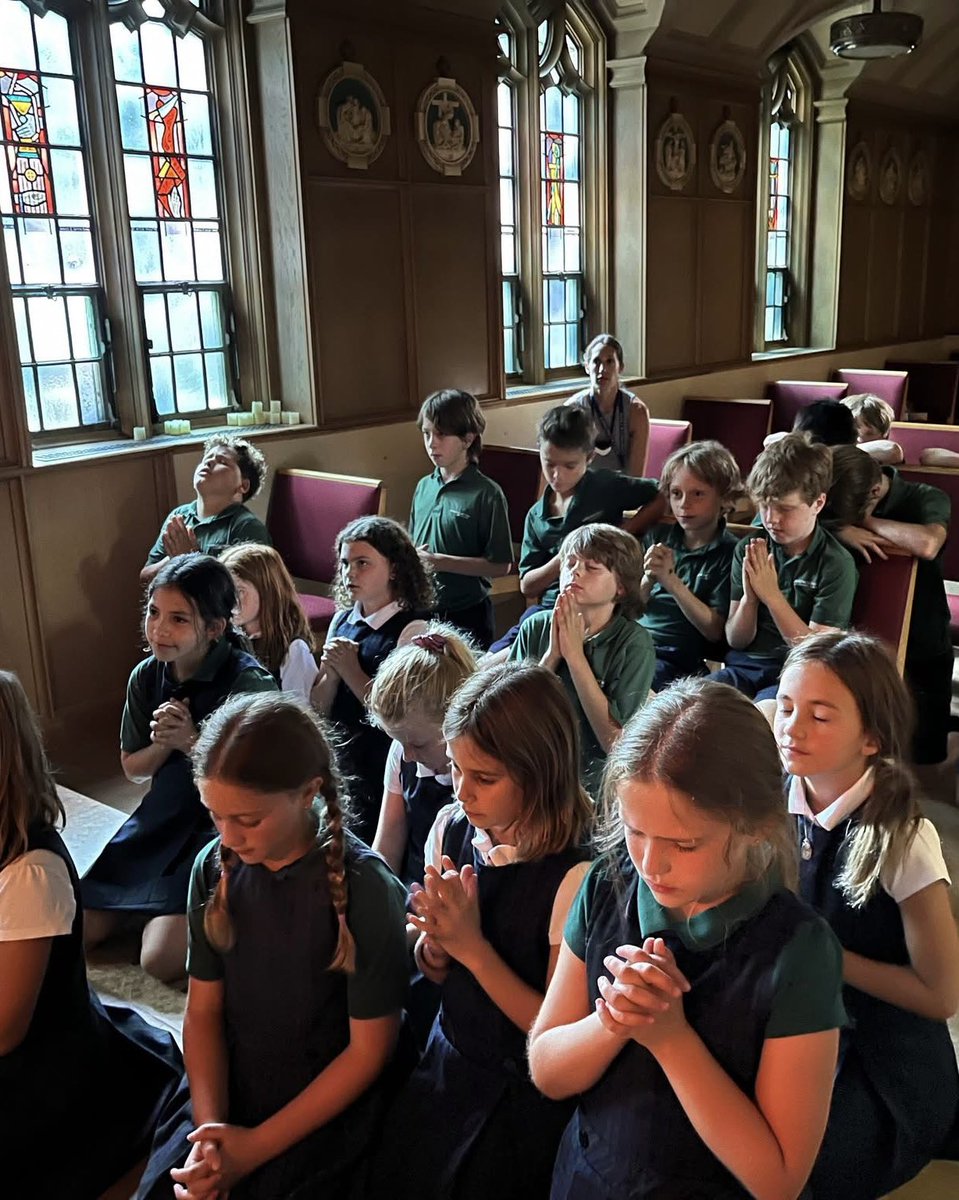 CatholicCassie's tweet photo. Pray for the children of Annunciation Catholic School https://t.co/rzNyDMz2eG