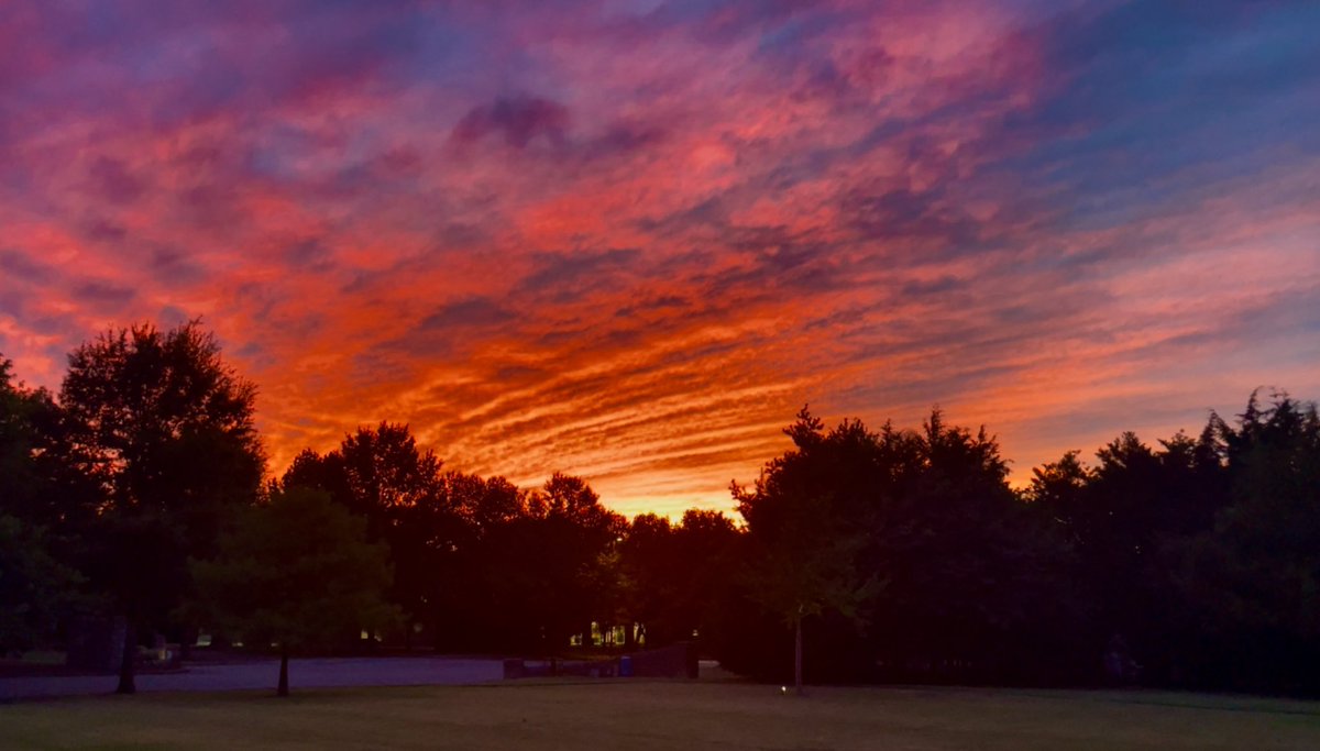 Amazing #sunset near Nashville TN!!!!
<a href="/NashSevereWx/">NashSevereWx</a> <a href="/spann/">James Spann</a> #wxtwitter #wxx #tnwx