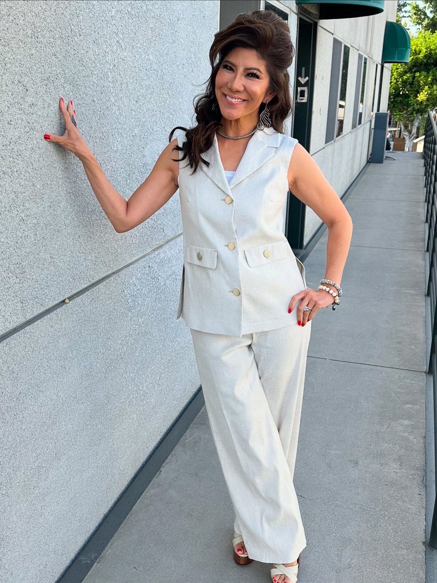 Almost forgot to post these. What’s everyone up to? 🫢🙃 #BB27