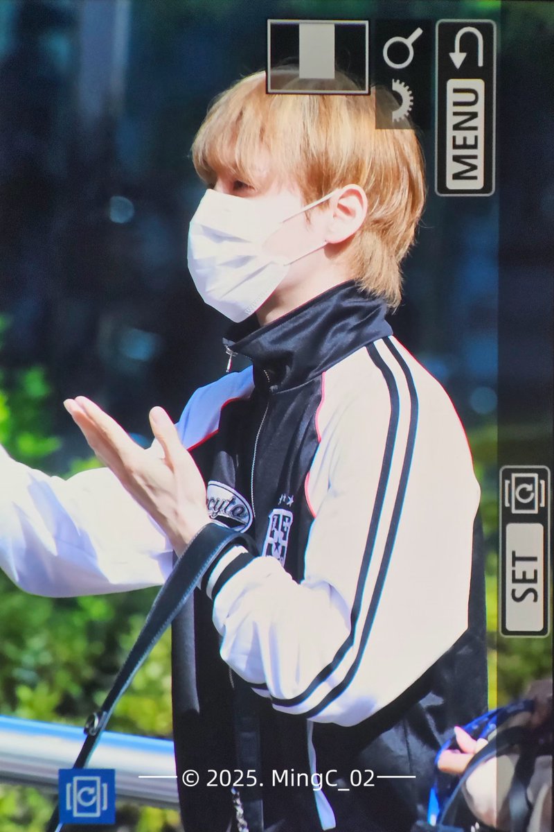 250829 뮤뱅 출근

#AB6IX #에이비식스 #전웅 #웅 #웅이 #JEONWOONG #WOONG #ウンくん ｜❀ฺ.。.:*♡✿ฺ
