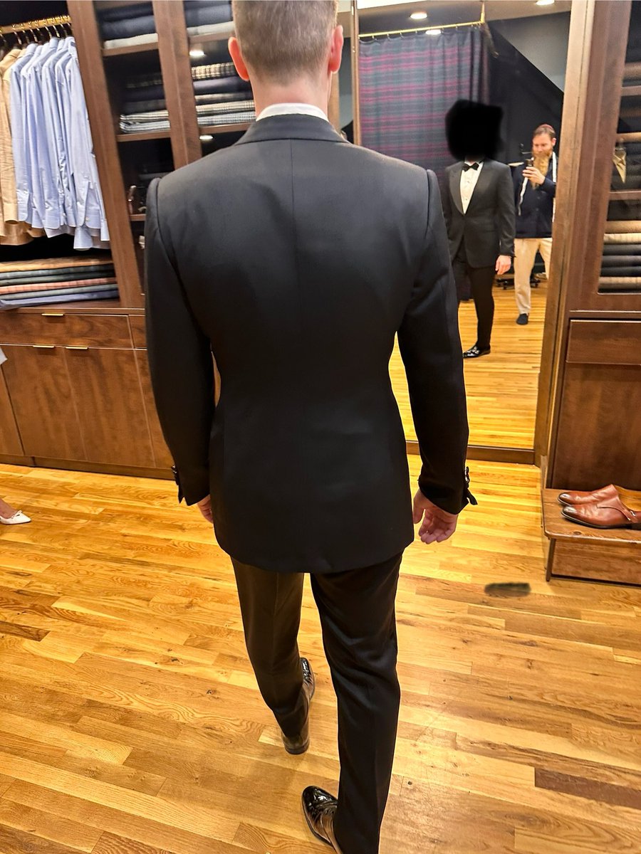 A great looking ventless back!
