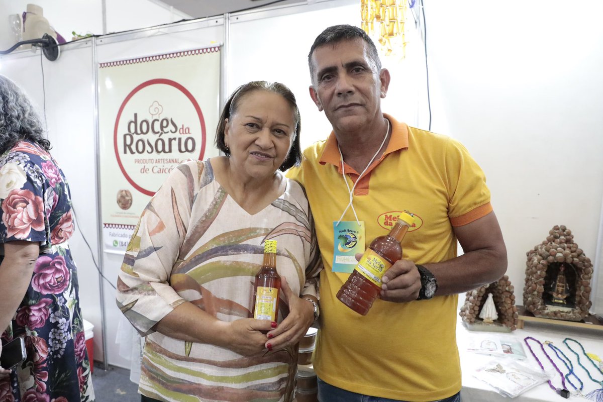 fatimabezerra's tweet image. A feira é vitrine de talentos e mostra que a economia solidária é alternativa real para fortalecer o artesanato e a renda de tantas famílias. Orgulho do RN fazer parte dessa história. Vida longa à Brasil Mostra Brasil! 🌟👏

📸 Raiane Miranda
Assecom/RN