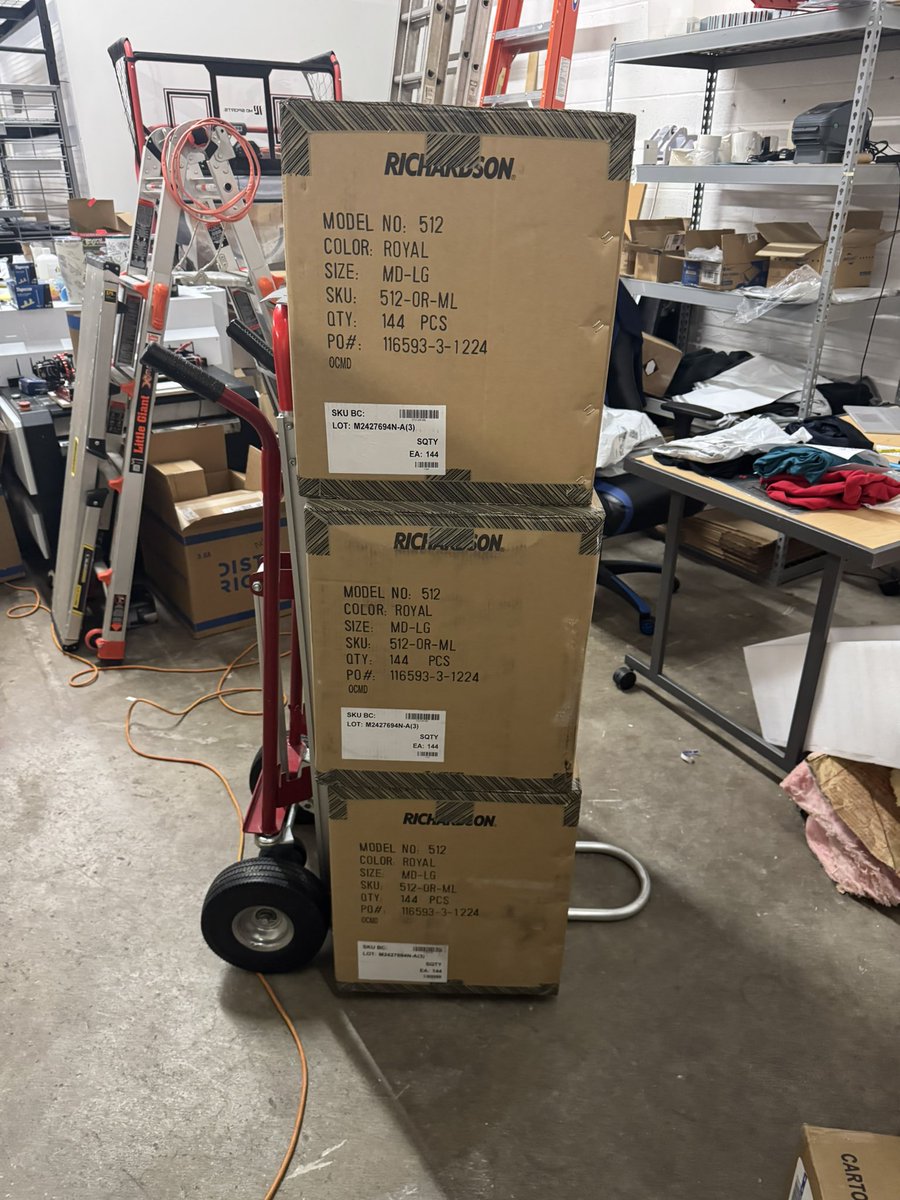 thin_threads's tweet image. Orders piling in!! From school starting back up, to online stores, horse shows and so much more. Every machine in the shop up and running to get customers orders completed!!! From embroidery to print and more we have you covered!! Contact us today to get your order started!!