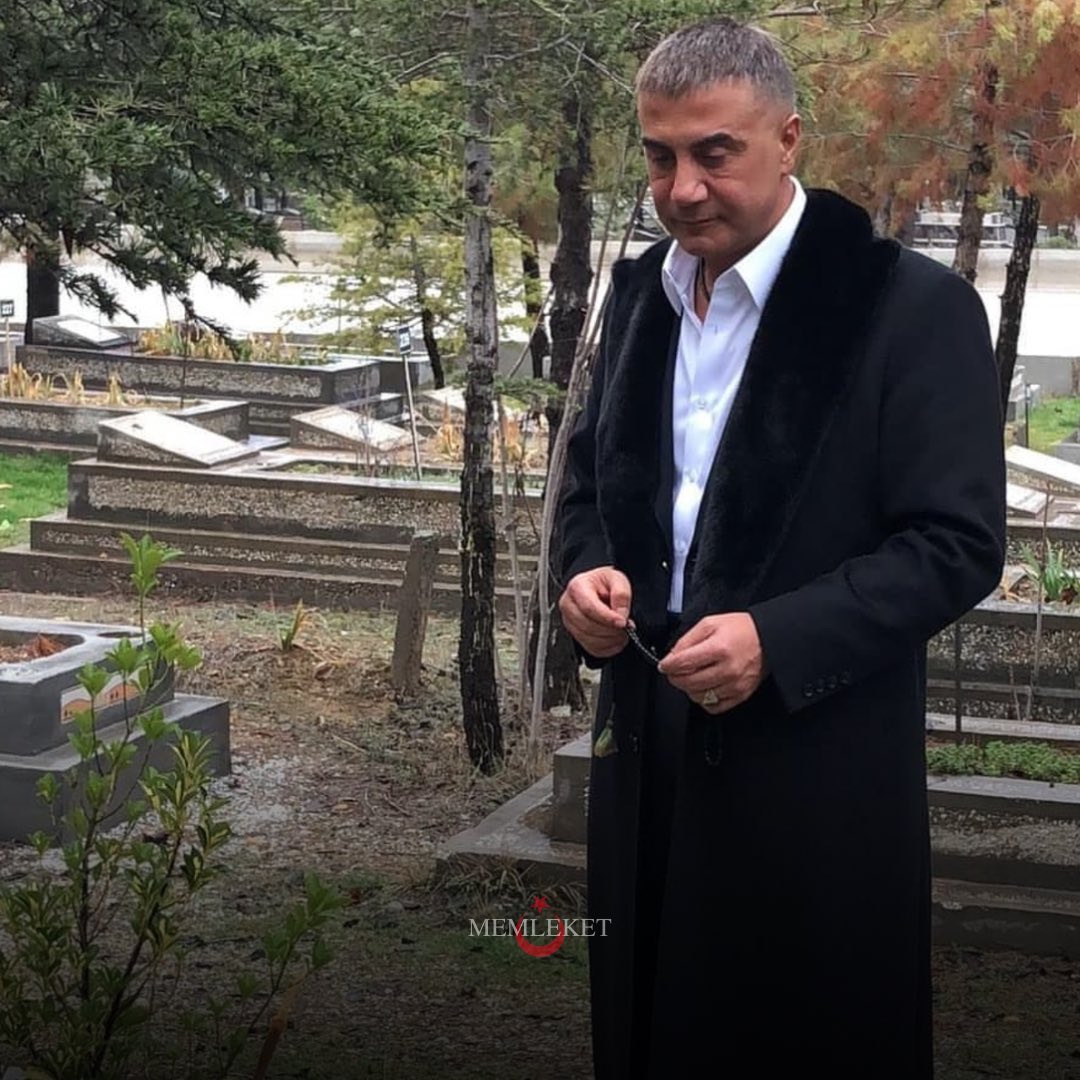 AĞABEYİ hiçbir şartta yalnız bırakmayan, gerçek ALLAH dostlarına selam olsun!

Hayırlı Cumalar