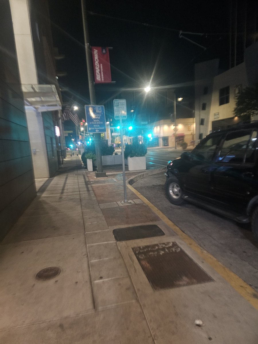 Dark Brenda (@nuckchorris16) on Twitter photo Hearing what are probably gunshots near Congress and Scott downtown Tucson.
<a href="/whatsuptucson/">Whats Up Tucson</a> Hearing what are probably gunshots near Congress and Scott downtown Tucson.
<a href="/whatsuptucson/">Whats Up Tucson</a>