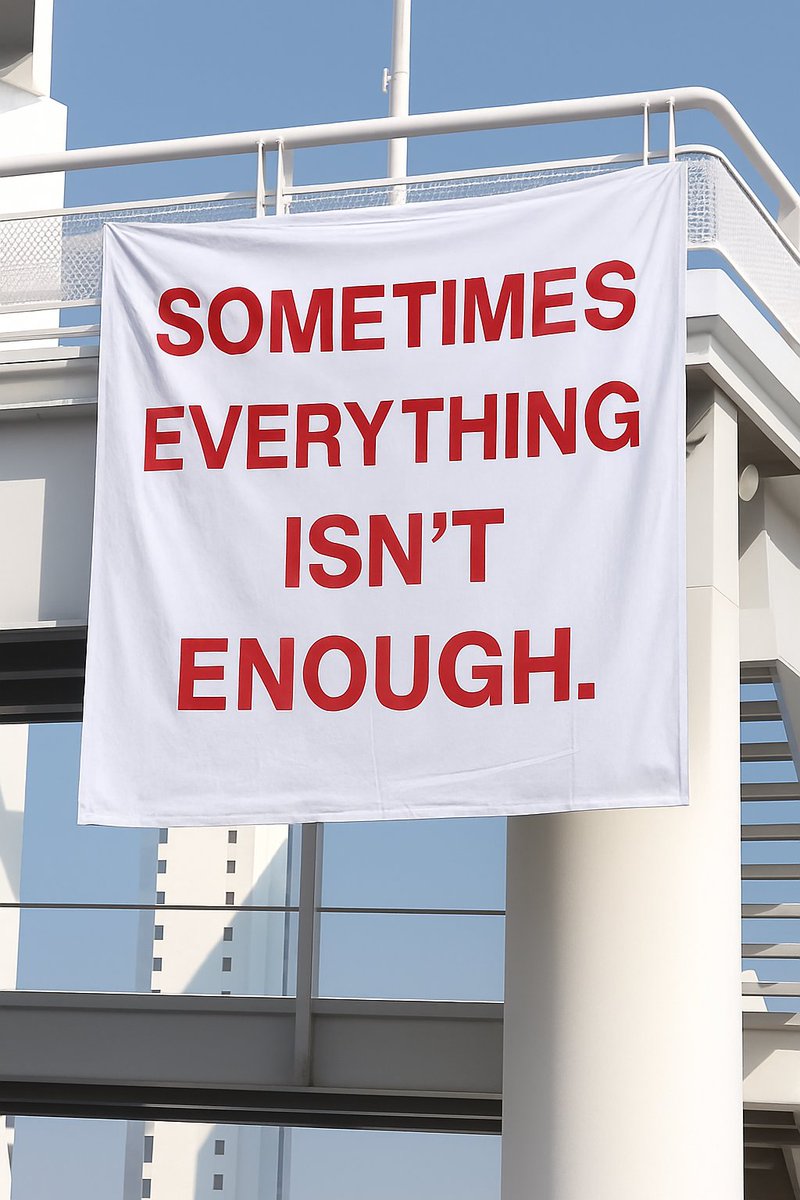 moebuttu's tweet image. Sometimes everything isn’t enough.