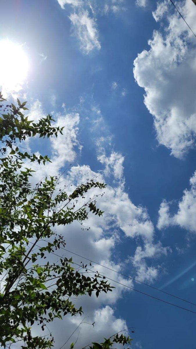 The sky is very beautiful today
🤍💙