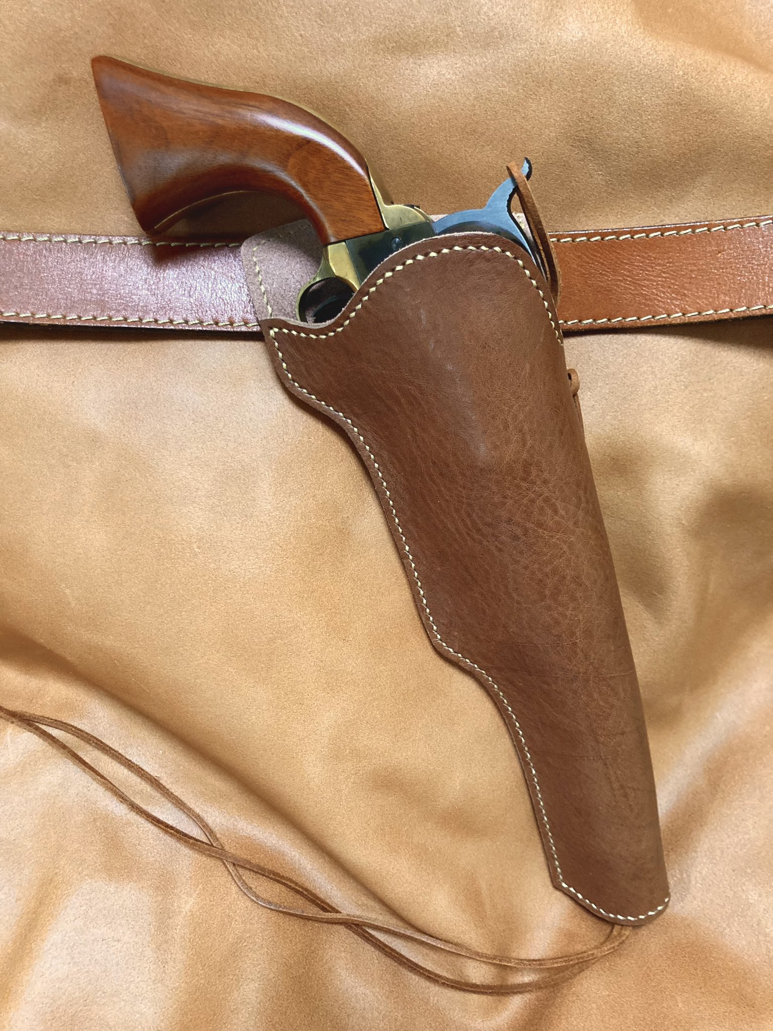 コルト M1848 ドラグーン用右利きレザーホルスター No.720 コルト M1848 ドラグーン用右利きレザーホルスター No.720