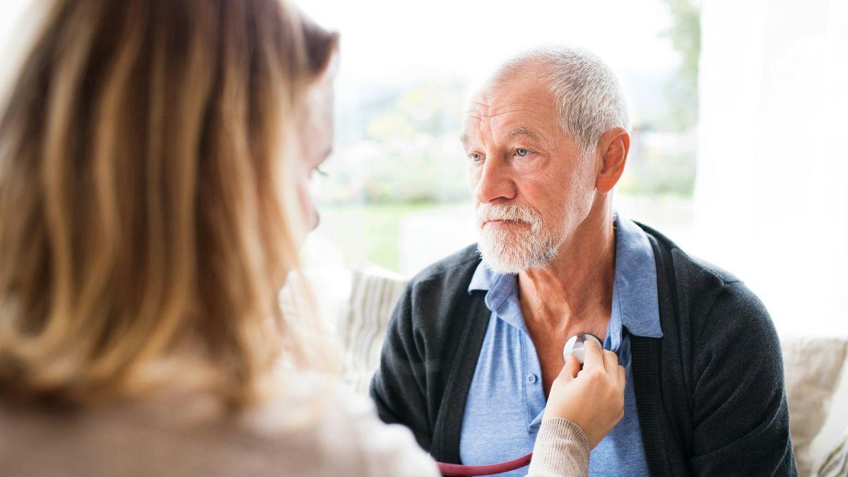 Beaucoup d'hommes meurent car ils refusent d'aller chez le médecin 👉 bit.ly/4fUPVjn