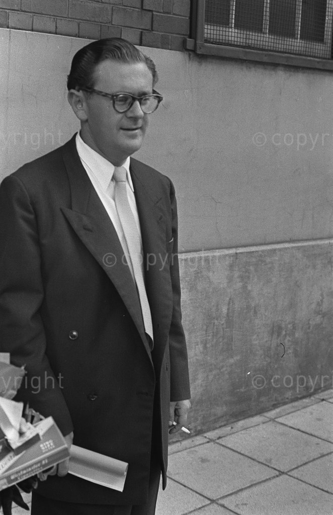 HistorySAZAR's tweet image. Joe Slovo, c 1957.