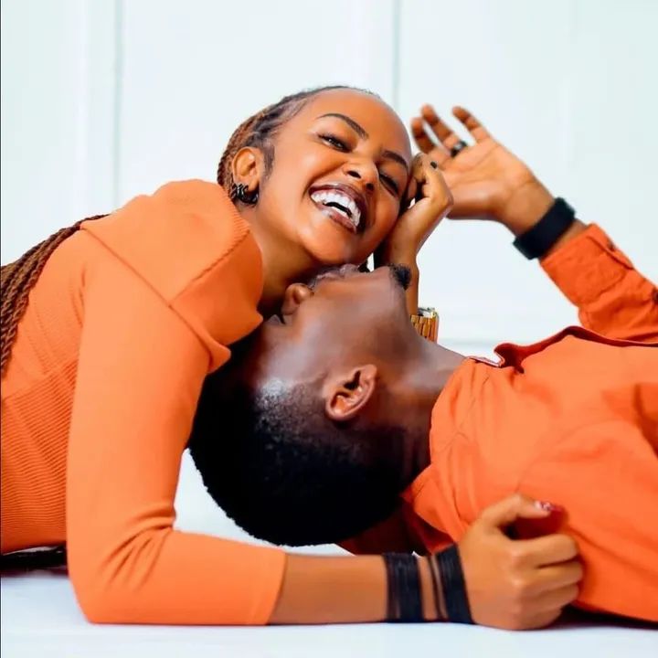 win_zaiko's tweet photo. #Rinda araryohewe mu rukundo gose❤️ niba udafite ishyari siga agatima tumusengere ruzarambe.
Umunsi mwisa ku basore bose bagifite urukundo, Imana ijye ibaha n'amafranga yo kunezeza aba cheries banyu🙏 https://t.co/aCTZNqR9Ne