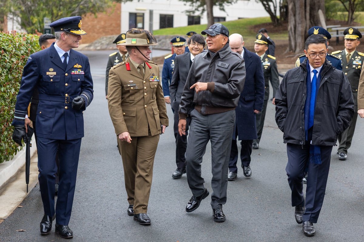 AIRMSHL Robert Chipman tweet media