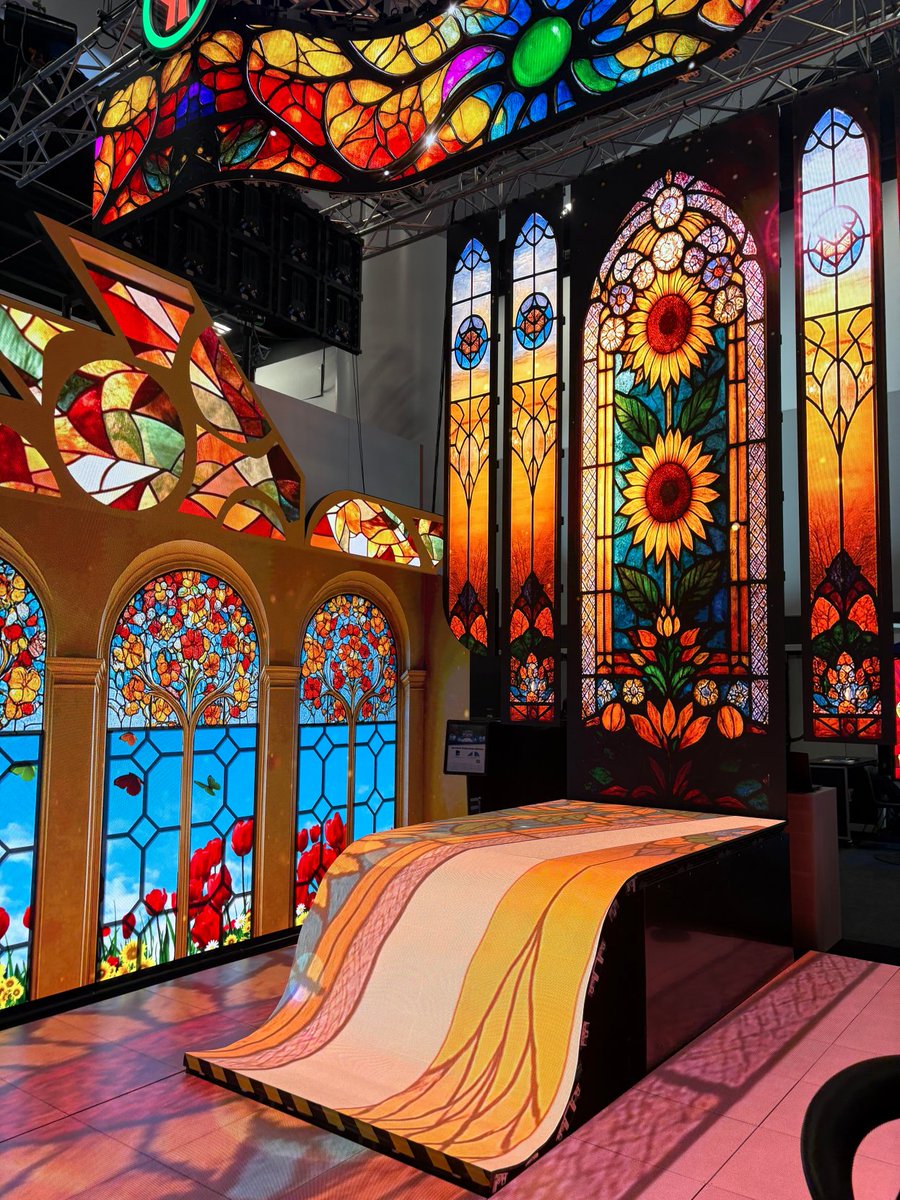 YESTECH_LED's tweet image. Final day at #IntegrateExpo2025!
From a seaside stroll under shimmering waves to the glow of cathedral stained glass, our booth reimagined what LED can do.
From main displays to ceilings, floor tiles, and shapes.
#YESTECH #IntegrateExpo