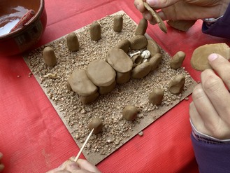 🔝 DESCOBERTA DEL PATRIMONI
.
𝓒𝓻𝓮𝓪 𝓮𝓵 𝓽𝓮𝓾 𝓹𝓮𝓽𝓲𝓽 𝓭𝓸𝓵𝓶𝓮𝓷!
👉Tipus d'activitat: Taller
📅 Diumenge 14
🕚 10.30h
📍 Plaça de l’Església de Sant Martí de Romanyà de la Selva
😄Públic: familiar. A partir de 7 anys.
 👉🏻 Tiquets:
entradas.codetickets.com/entradas/id/30…