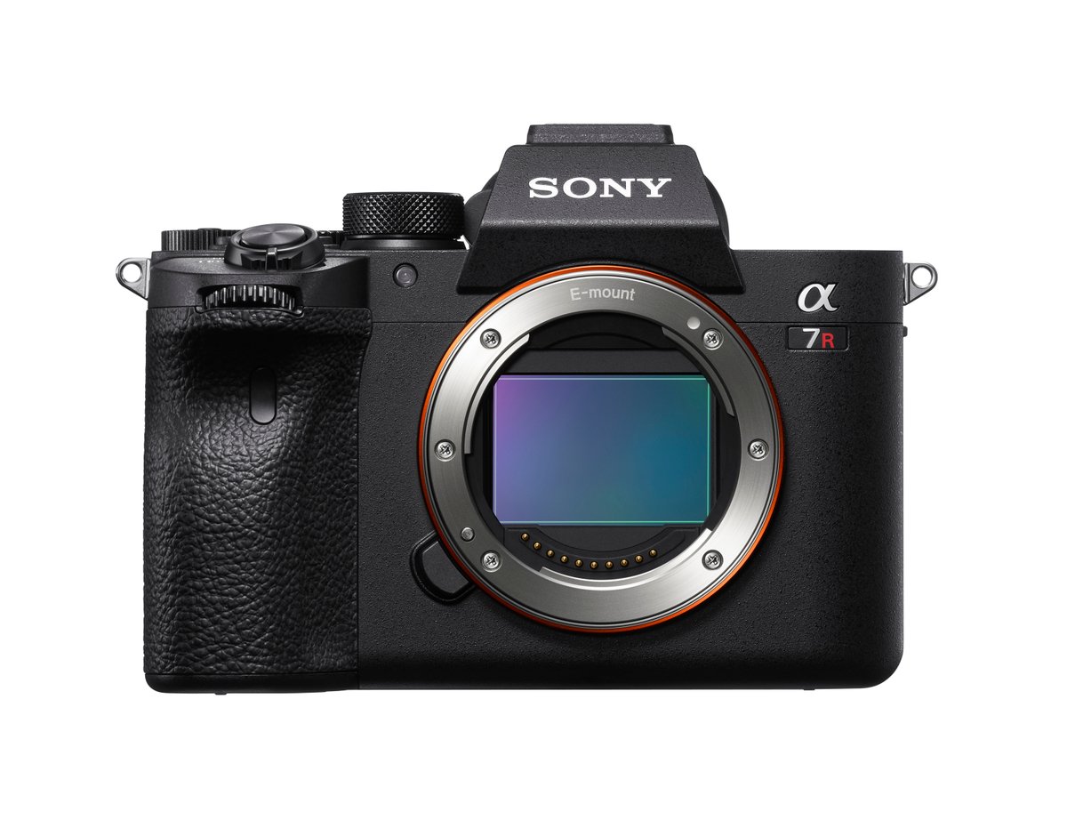 AlphabySony_JP's tweet photo. デジタル一眼カメラ「ILCE-7M3」「ILCE-7RM4A」「ILCE-7C」、Eマウントレンズ「SELP16502」の本体ソフトウェアアップデートが提供開始されました。

アップデート内容や詳細はこちら🔽
●α7 Ⅲ（ILCE-7M3）：https://t.co/nQh09HVlUa
●α7R Ⅳ（ILCE-7RM4A）：https://t.co/3kGvU25GYl
●α7C（ILCE-7C）：https://t.co/3kKWsonojO
●E PZ 16-50mm F3.5-5.6 OSS II（SELP16502）：https://t.co/e2N2ewAjxJ