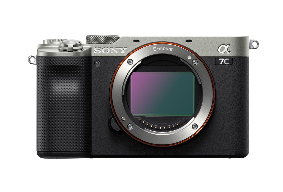AlphabySony_JP's tweet photo. デジタル一眼カメラ「ILCE-7M3」「ILCE-7RM4A」「ILCE-7C」、Eマウントレンズ「SELP16502」の本体ソフトウェアアップデートが提供開始されました。

アップデート内容や詳細はこちら🔽
●α7 Ⅲ（ILCE-7M3）：https://t.co/nQh09HVlUa
●α7R Ⅳ（ILCE-7RM4A）：https://t.co/3kGvU25GYl
●α7C（ILCE-7C）：https://t.co/3kKWsonojO
●E PZ 16-50mm F3.5-5.6 OSS II（SELP16502）：https://t.co/e2N2ewAjxJ