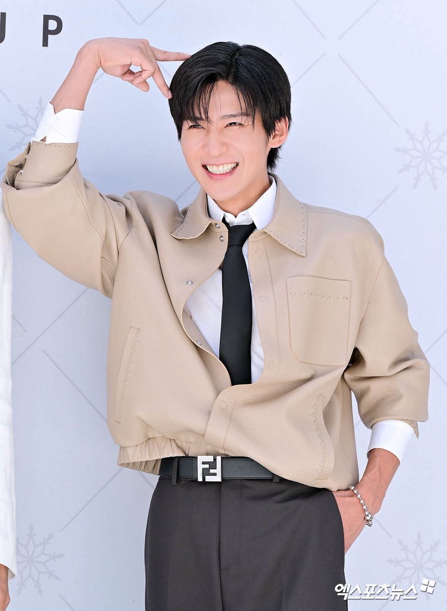 man POPUP ソウル 目黒蓮 めめ 8点セット 韓国限定 SnowMan POPUP ソウル 4カット 目黒蓮 - メルカリ