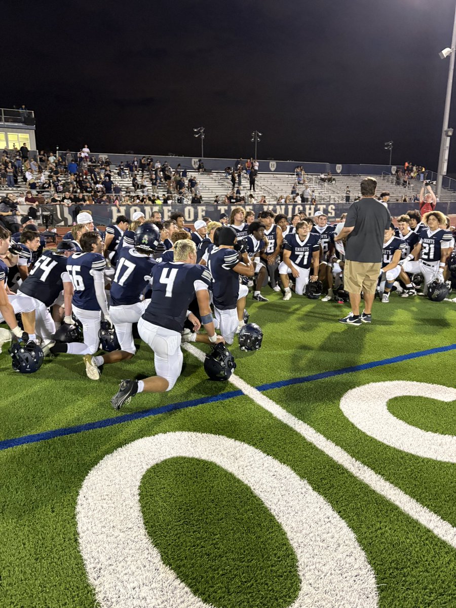 COYjuniorB's tweet photo. Boys were ballin!!! From the opening drive to the final whistle, our guys played with grit, discipline, and HEART. Final: 20–6 💪🐺 #Brotherhood #CultureWins #NextPlay #11hats https://t.co/PRUZnXuLqQ