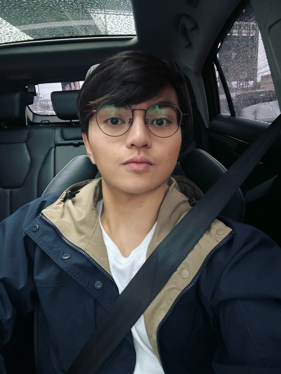 jaze_ev's tweet image. Lookin’ for driver, ako na disney passenger princess, ako na bahala sa iba. 🫣💕💦

#longdrive #rainydays