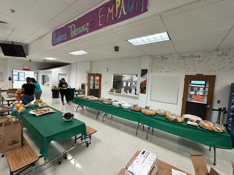 We welcomed all of our MESMS teachers, staff, and administration back bright and early this morning with a nice breakfast of bagels from JV Bagels, fruit donated by the Gagliano Family, and some extra sweet treats from the Scentsy Family! 
We wish everyone an amazing school year!