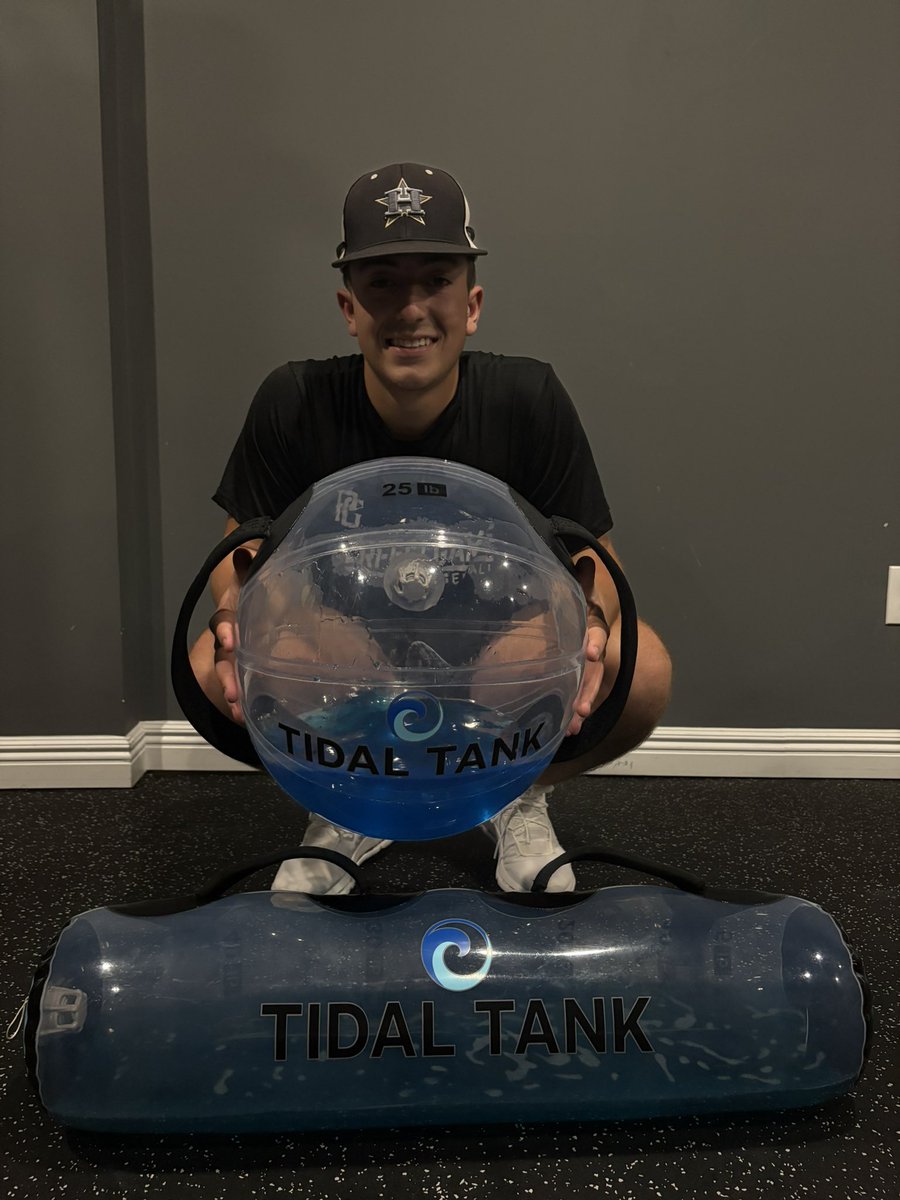 Super pumped to officially announce my partnership with <a href="/tidaltank/">tidaltank</a> !!!

Use code “NOAH22” to get 10% off or use the link below ⬇️⬇️

tidal-tank.com/pages/_go_?ref…