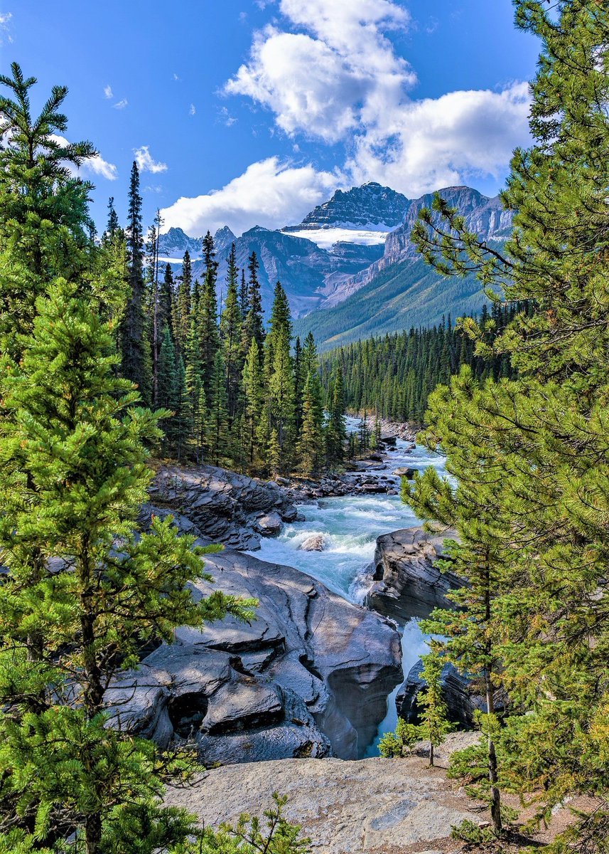 iron_thomp34519's tweet photo. Mistaya Canyon,Alberta-Canada. https://t.co/vakXRuwG16