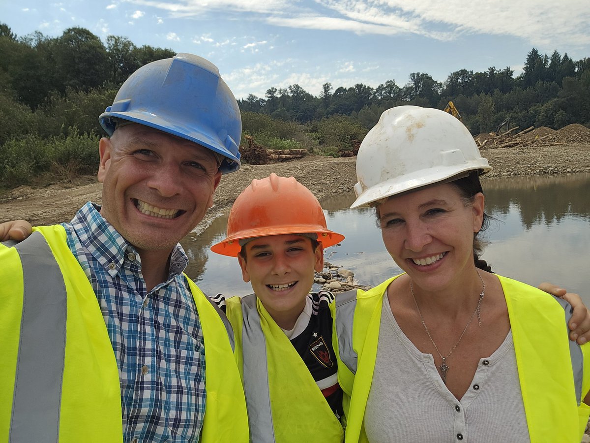 Peter Abbarno (@peterabbarno) on Twitter photo When 'let's go on a family adventure' really means touring the East Fork Lewis River Reconnection Project with the <a href="/ColumbiaEstuary/">Estuary Partnership</a>. When 'let's go on a family adventure' really means touring the East Fork Lewis River Reconnection Project with the <a href="/ColumbiaEstuary/">Estuary Partnership</a>.