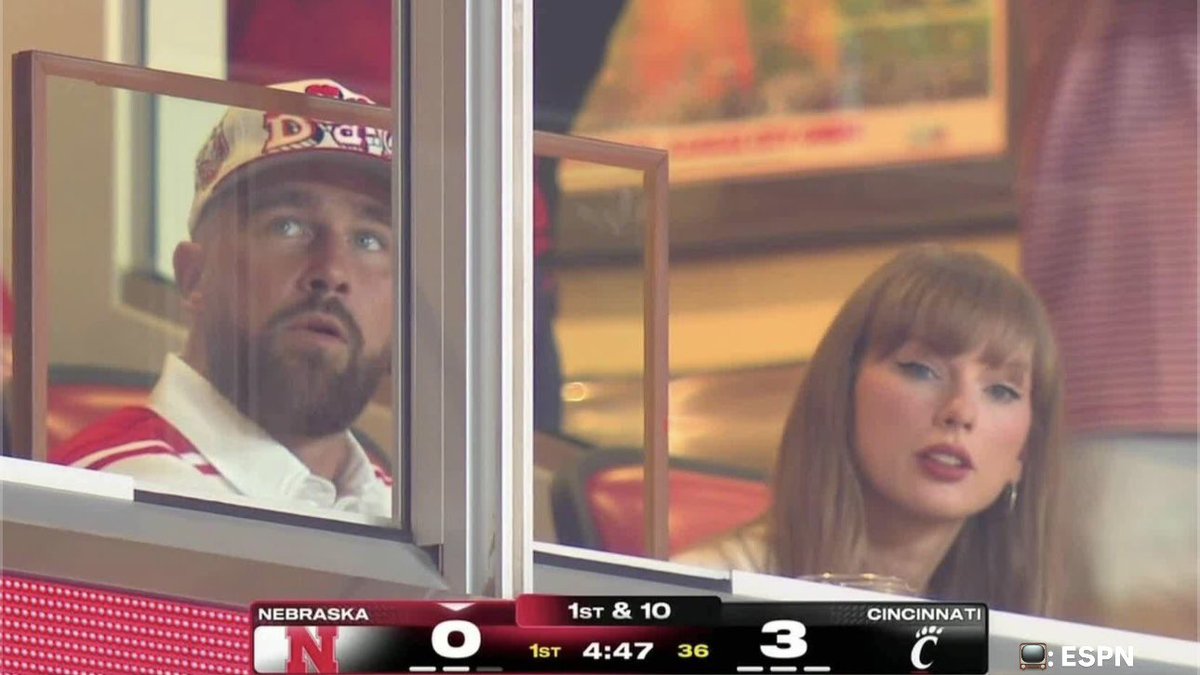 BigTenNetwork's tweet image. No better way to celebrate your engagement than some @B1Gfootball 🤭