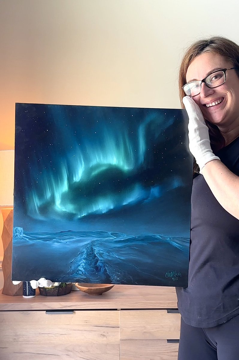 YEY SOLD!! This painting is off to Paris!! 🥳  If you’d like a print, the store is open 🥰✨ catmachin.com/pages/ea_aurora