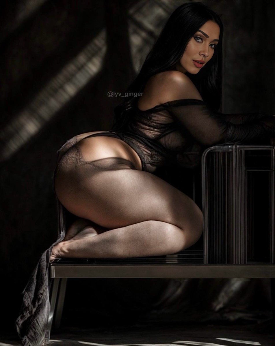 Lyv_ginger's tweet photo. Z entered.
With its silences, its keys, and that look that doesn't promise anything good, somewhere between Tarantino and my favorite sins.

#PulpVibes #FemmeFatale #TarantinoMood #ZedsDead #CinematicLook #DarkDesire#movie#marceluswallace https://t.co/qPgk743pb3