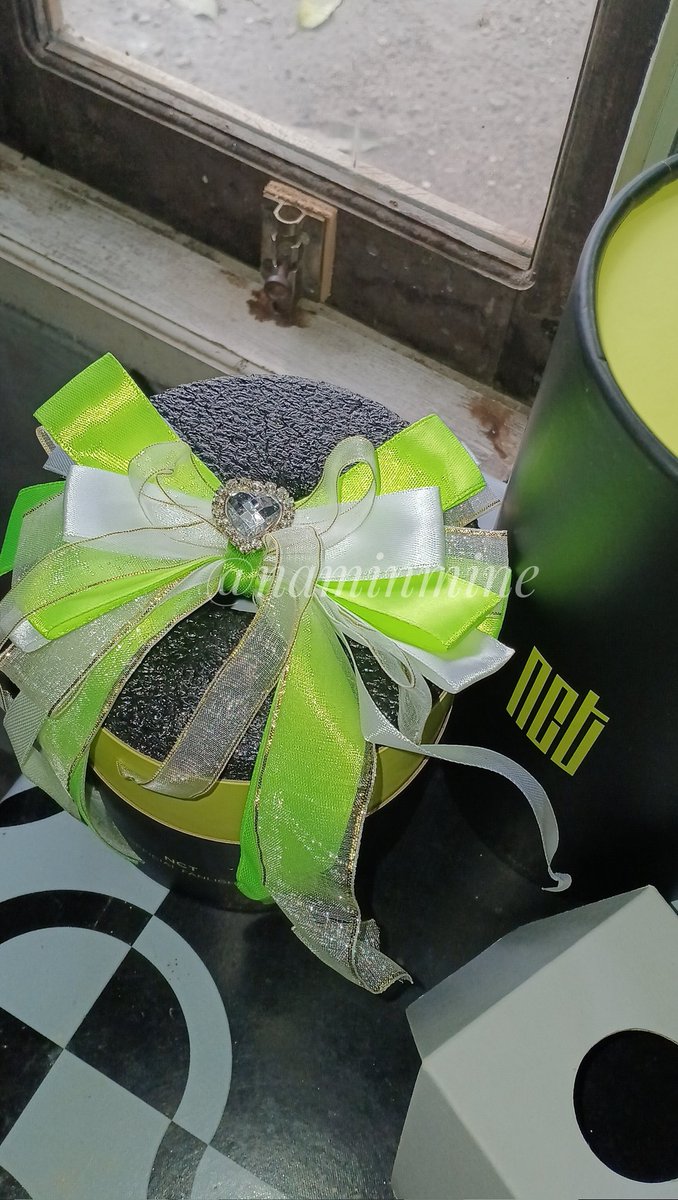 naminmine's tweet photo. (✿^‿^) WTS • Want To Sell 

— Official Lightstick NCT Ver. 1
-Minus pouch +Free pita 

💸365k
🍊Co oren
📍Banjarbaru-Banjarmasin
📩Dm for detail 

t. wts ls nct preloved versi 1 v1 https://t.co/FBke5xo1Cm